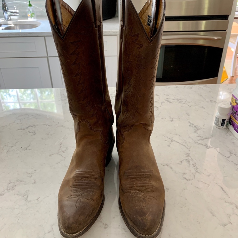Justin cowboy boots